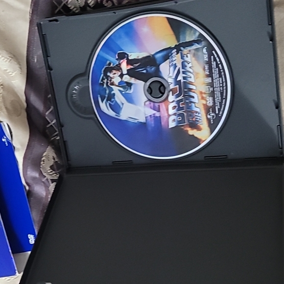 The complete trilogy Steven Spielberg's back to the future dvd set - Picture 4 of 5